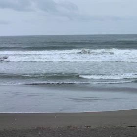 6月10日千葉北、東浪見の朝の波の画像