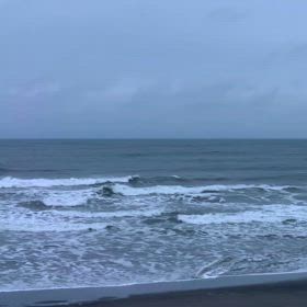 2月26日千葉北、東浪見の朝の波の画像