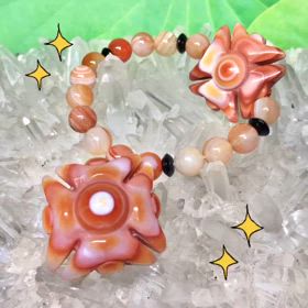 珍しい赤天眼石パーツ✨の画像