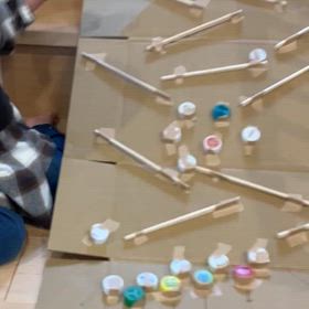 ボール遊び【ピンボール】の画像