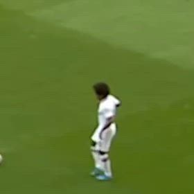 ボールの置き場所、ボールの持ち方　の画像