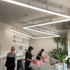 県外のサロンさん研修の画像