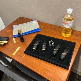 セオワニスラントとジョディジャズのマウスピースを試奏の画像