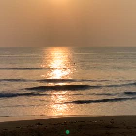3月16日千葉北、東浪見の朝の波の画像