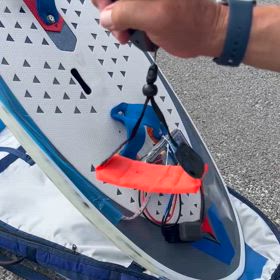 アシスト　efoil　波のあるとこで乗りたくての画像