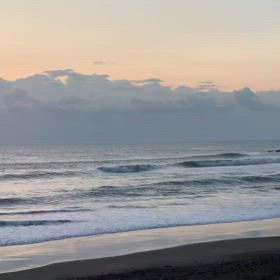 3月20日千葉北、東浪見の朝の波の画像