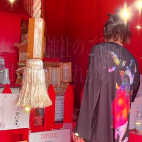 この神社のご利益あれば、これから一生お金に困らせませんの画像