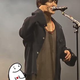 NO shirt 問題　笑の画像