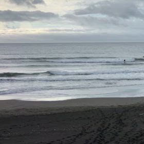 5月28日千葉北、東浪見の朝の波の画像