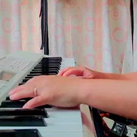 春ﾌﾟｰのｴﾚｸﾄｰﾝ演奏ｼﾘｰｽﾞ(はじめてのﾁｭｳ❤️)の画像