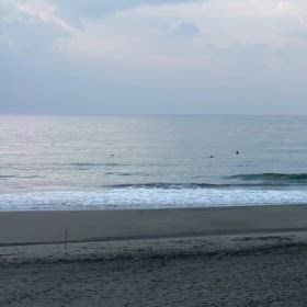 8月8日千葉北、東浪見の朝の波の画像