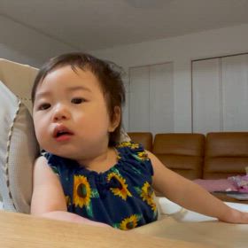 嶽きみとファーストシューズで歩いてみた次女の動画の画像