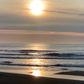 6月22日千葉北、東浪見の朝の波の画像