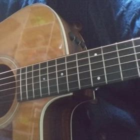 ギターメンテナンスの画像