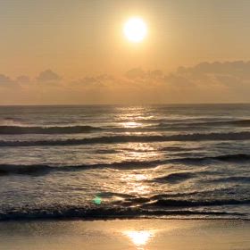 3月11日千葉北、東浪見の朝の波の画像