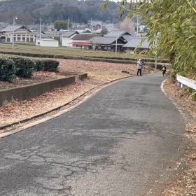 駅伝　上り坂中間点③の画像