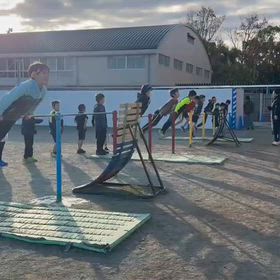 基本動作(鉄棒の場)④の画像