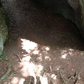 2025.6.21 福井県 青葉山_2回目（その4）大師洞をくぐる。の画像