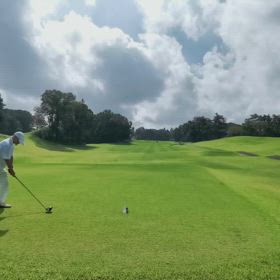 酷暑地獄で山の芝刈りの画像