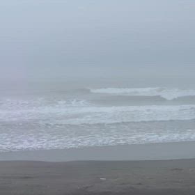 5月8日千葉北、東浪見の朝の波の画像