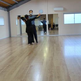 ドレスの裾の画像