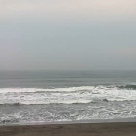 12月3日千葉北、東浪見の朝の波の画像