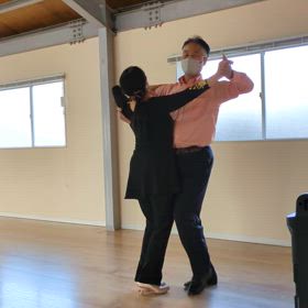 パーティー嫌いの画像