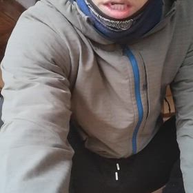 朝から逆立ちの画像