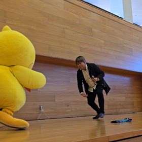 25.2.24鴻巣びっくりひな祭りコスモスアリーナ動画１の画像