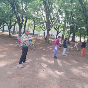 今朝の笑いヨガ風景を少し撮って見た~の画像