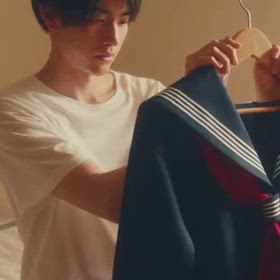 生成AI動画　女装　セーラー服の画像