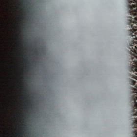 虹色の湖の画像