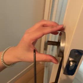 ドアノブの調子が悪くてですね。の画像