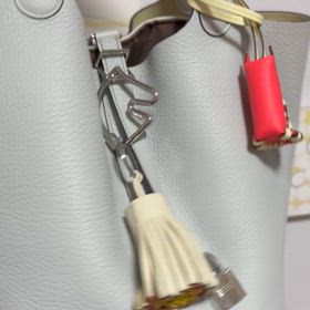 【新品未使用】【メルカリ唯一】エルメス　チャーム　シュバルトレッセ　ノワール　黒 新品未使用】【メルカリ唯一】エルメス チャーム シュバル