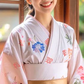 翠のイメージキャラは浴衣美人の画像