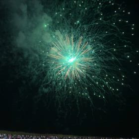 昨日8/15の万博の画像