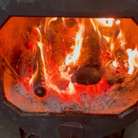 オーダー家具かなもくの薪ストーブの画像