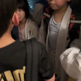 流行りの曲の画像