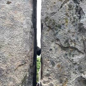 USJ ハリーポッターエリア入口の巨石の画像