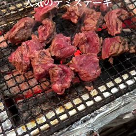 tiktokでお肉を焼く動画がバズってます（笑）の画像