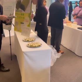 「プラントベースパウンドケーキ」のご試食ブースの画像