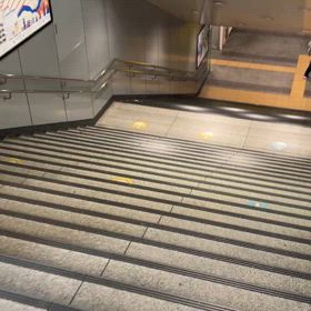 スローに抜かれるの画像