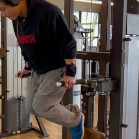 昨日は胸筋トレと女の子との飲み会の画像