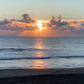 11月22日千葉北、東浪見の朝の波の画像