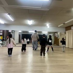 孫のダンスレッスンの画像