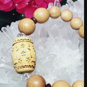 九尾の狐 ブレスつくるよ✨の画像