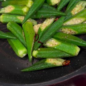 野菜の副菜2.おくらペペロンチーノの画像