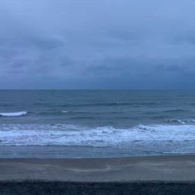 12月19日千葉北、東浪見の朝の波の画像