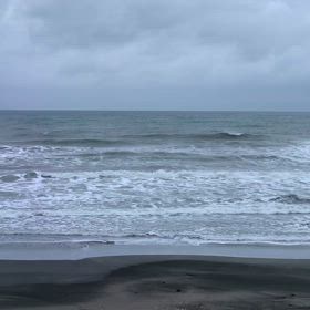 5月9日千葉北、東浪見の朝の波の画像