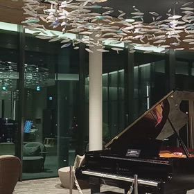 三井ガーデンホテル横浜　自動演奏ピアノの 画像